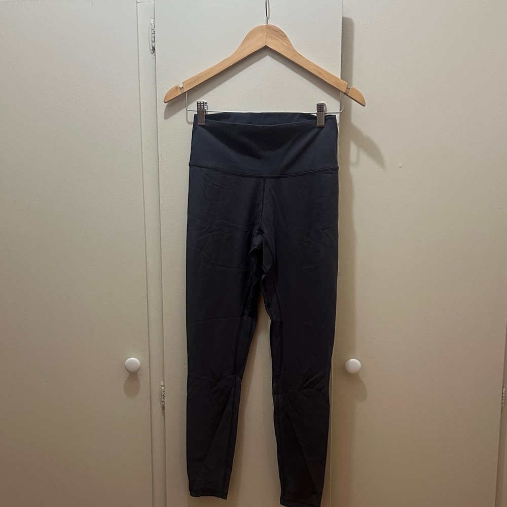 Colorfulkoala Women's Black High-Waisted 7/8 Leggings